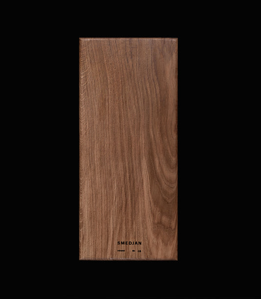 005. Cutting board from locally sourced oak wood