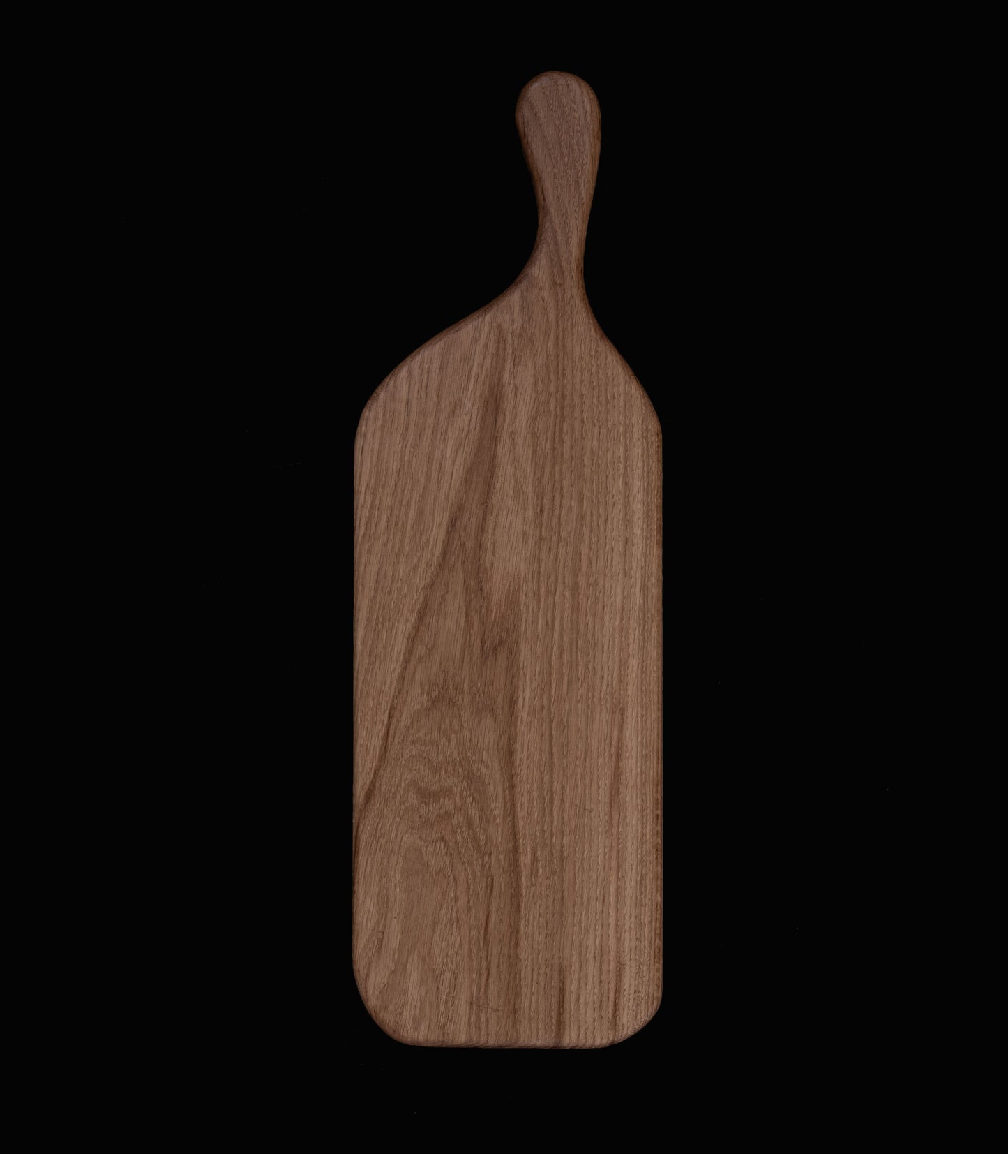 007. Cutting board from locally sourced oak wood